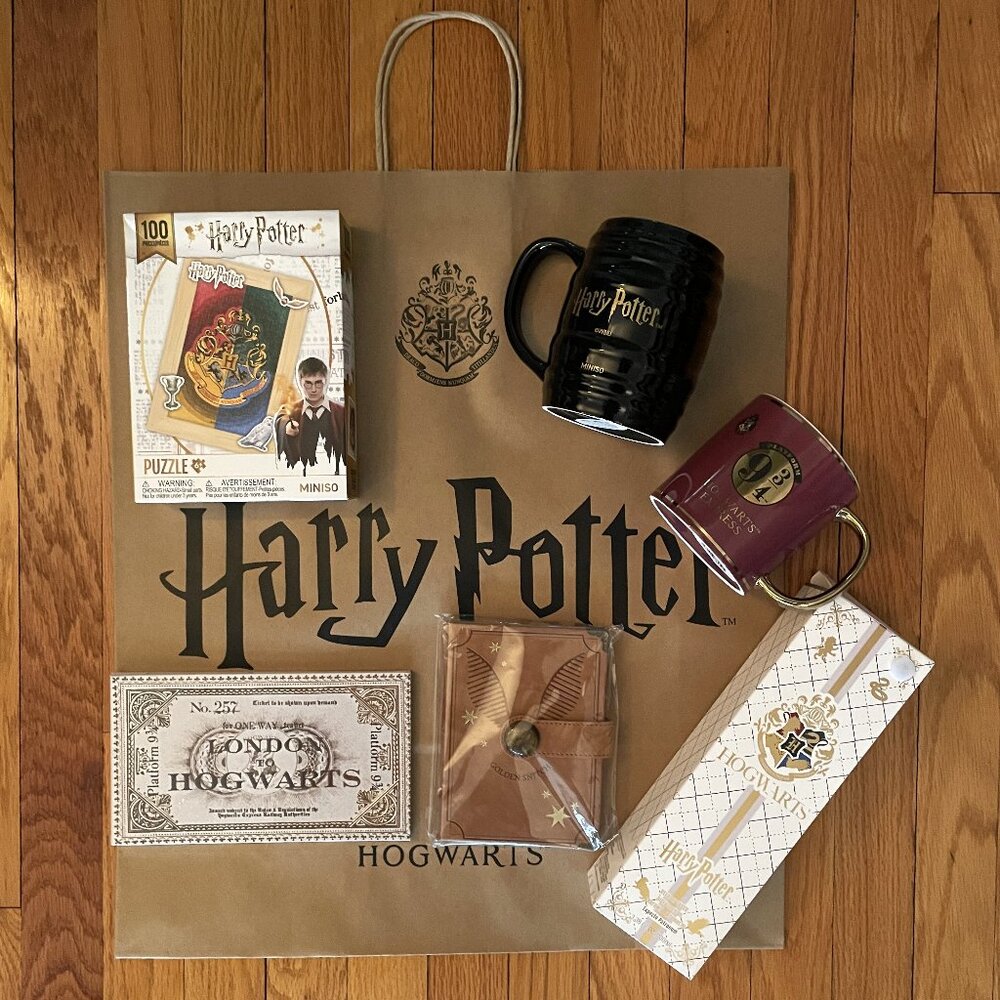 Harry Potter Authentic Gift Set. Magic. Nostalgic Miniso Sold-Out Discontinued.